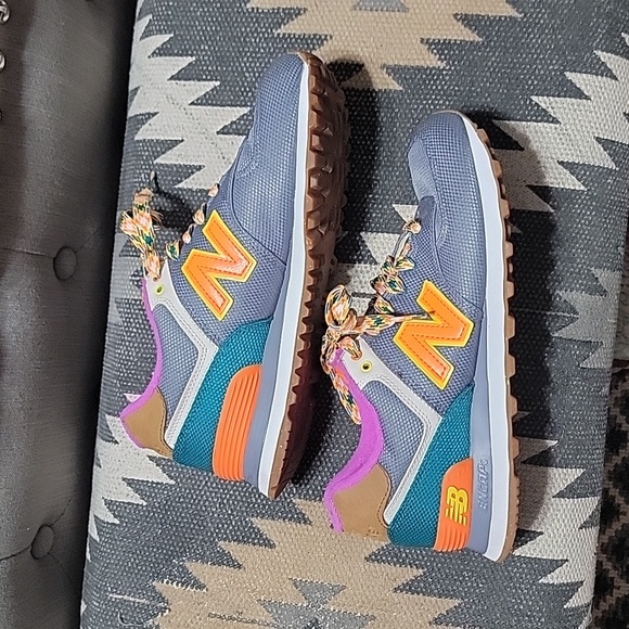 New Balance 574 - Picture 5 of 7